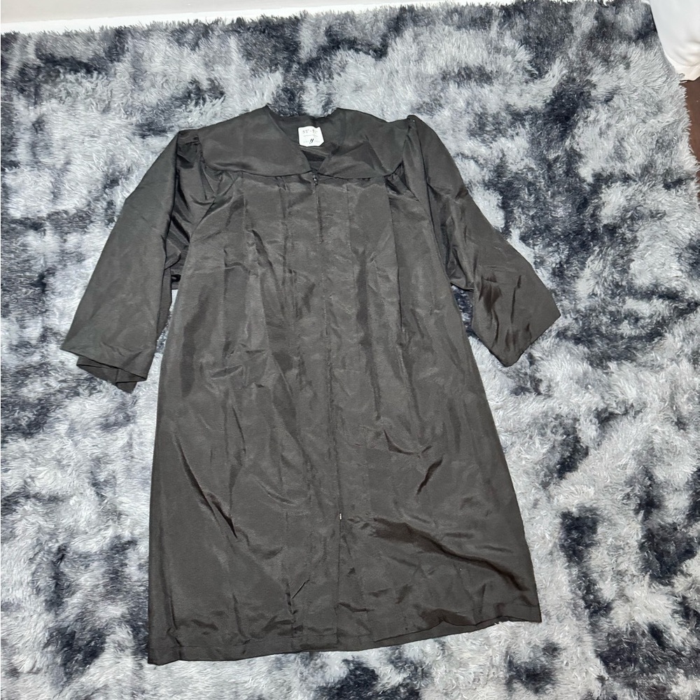 Black Long Sleeve Robe